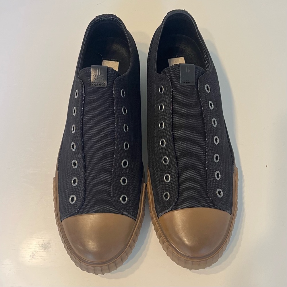 BOOTLEG BY JOHN VARVATOS Men’s Canvas Sneakers - Size 10